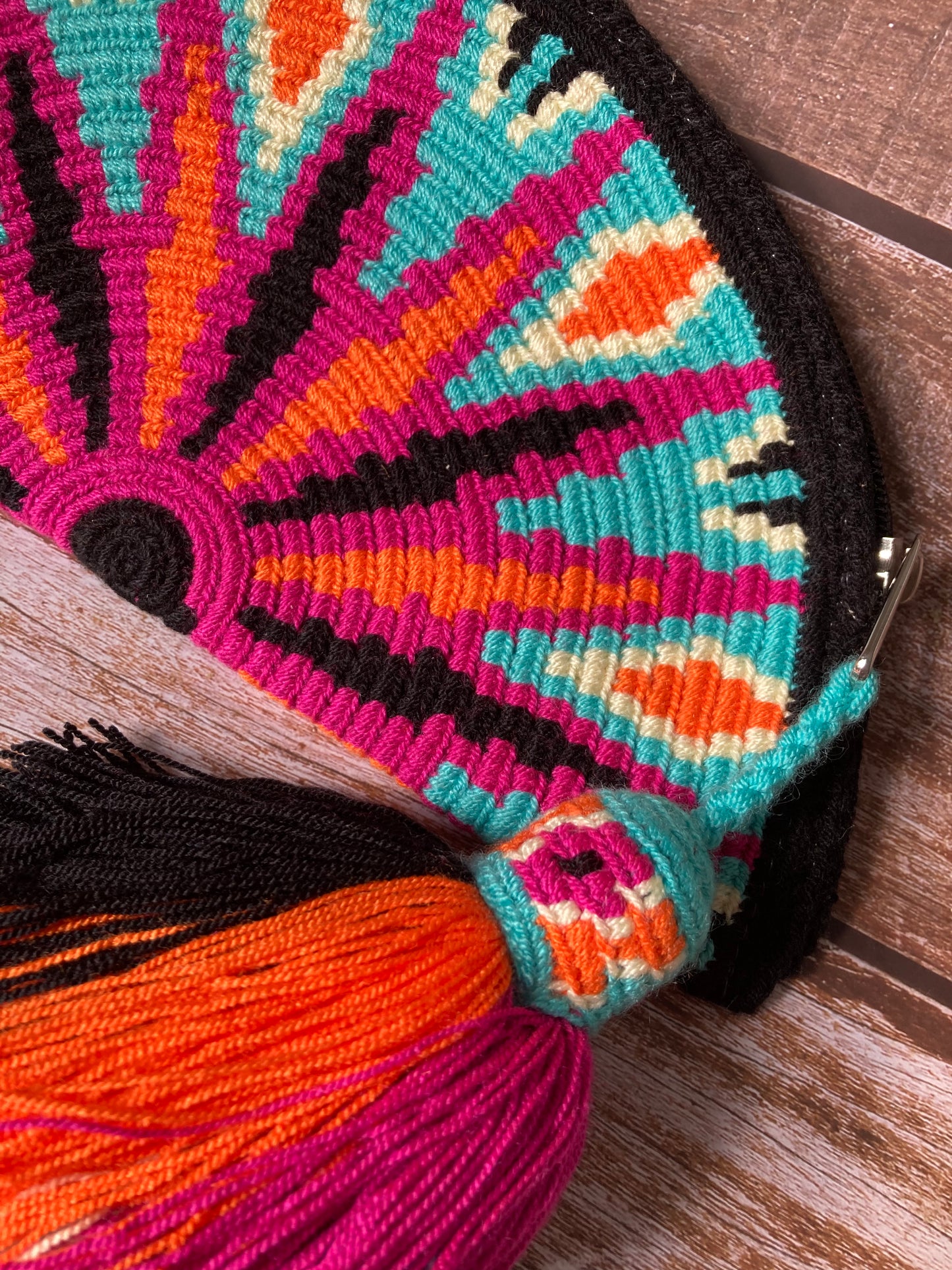 wayuu clutch bag